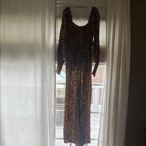 Anthropologie Black and Tan Long Sleeve Dress